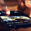 時間があるとスマホを見る人と、敢えて見ない私