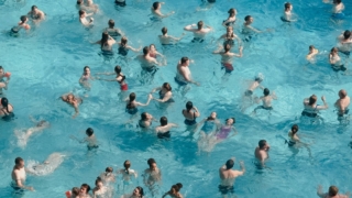 プールに行ってきまして、それなりに体を動かしてきました