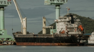 戦争が長引くことによる影響の話で、「ナフサ」がピックアップされることが増えてきました