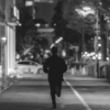 深夜に走るか、早朝に走るか、それが問題だ