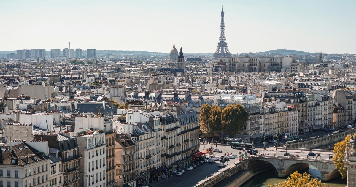 日本はまだ涼しいと言えなくもないですが、フランスは暑いとしか言えない状態になっているようです